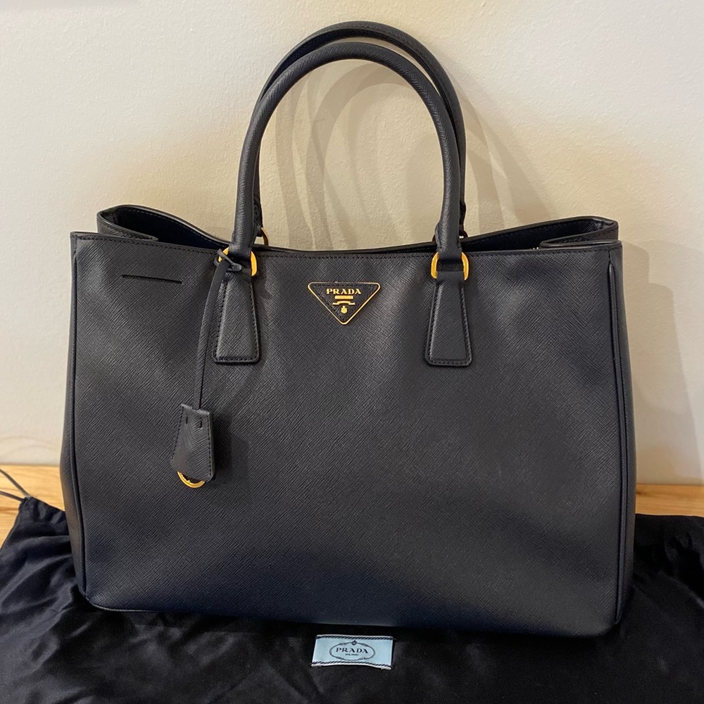PRADA Saffiano Lux Large Tote Dark Blue Baltico